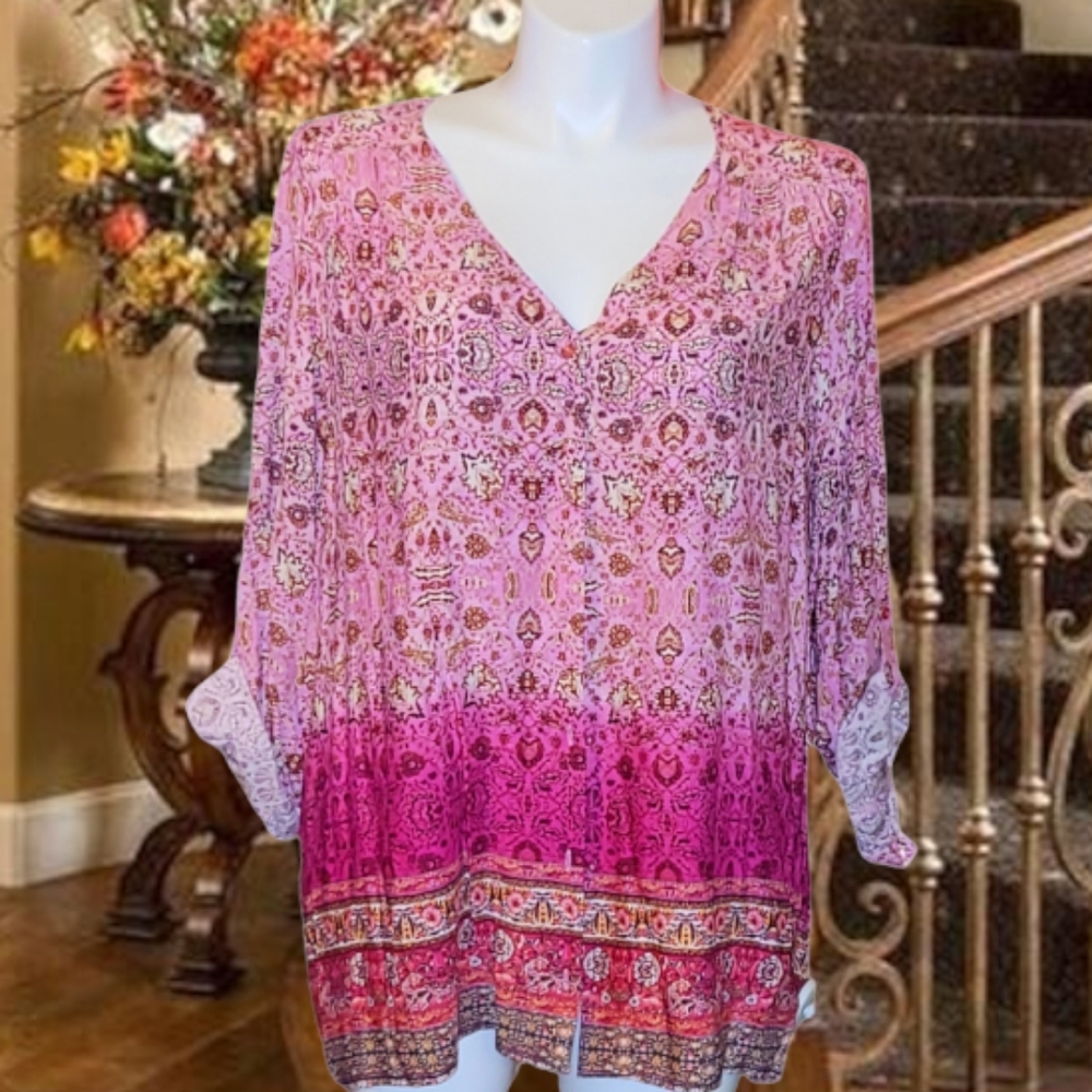 Plus Size Top - Picture 3 of 7